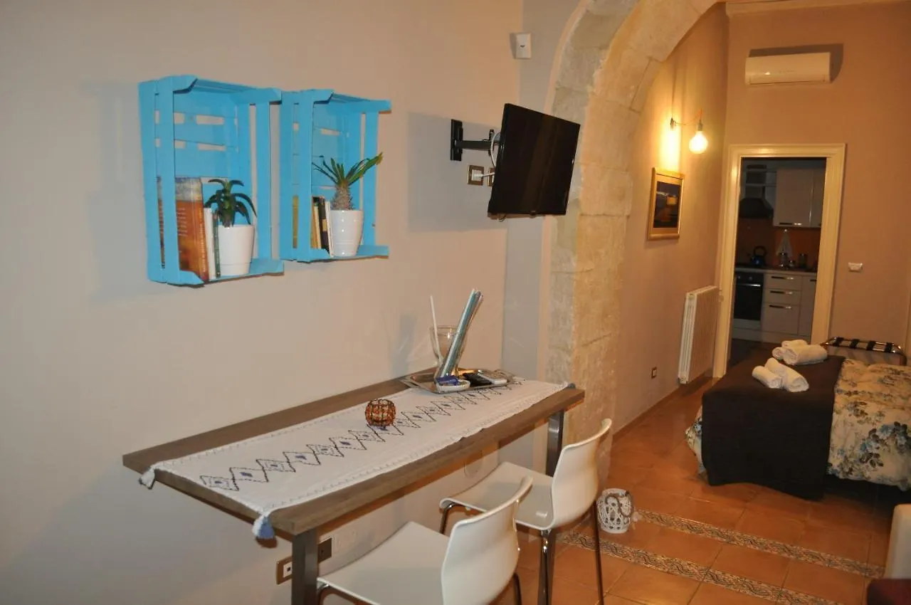 Casetta Anatoli Syracuse Apartment