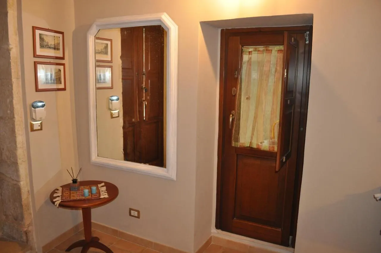 Casetta Anatoli Syracuse Apartment
